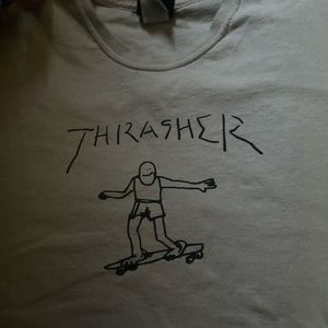 Thrasher skating t